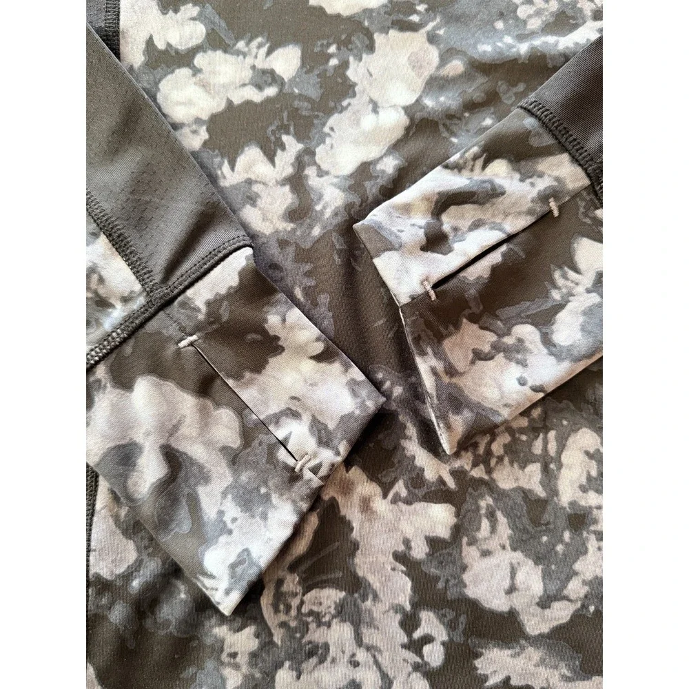 Athleta Womens Large‎ Gray Black Camo Long Sleeve Athletic Running Workout Top